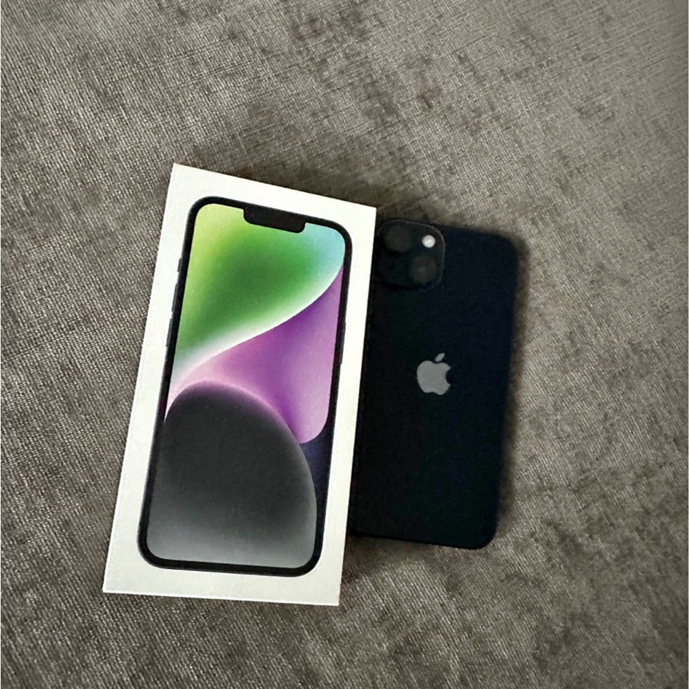 Brand New Apple iPhone 14 Black Finish with Box